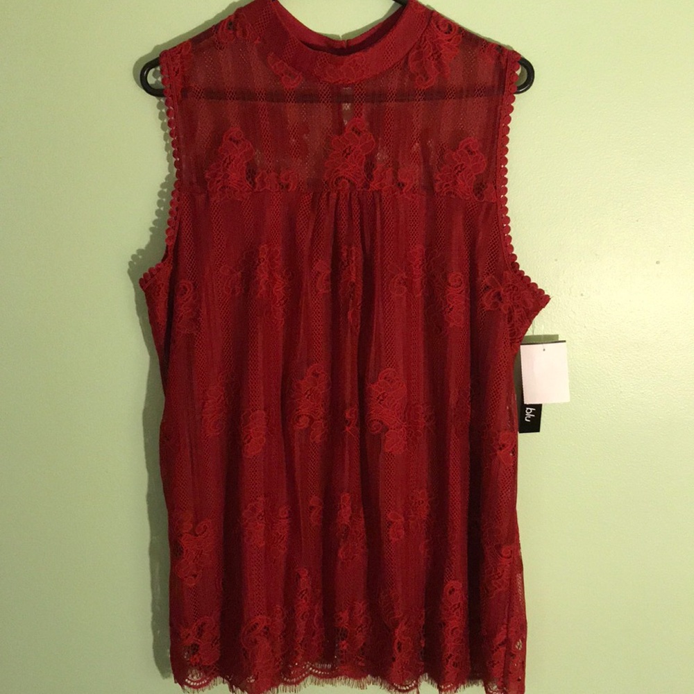 Sleeveless Lace Blouse